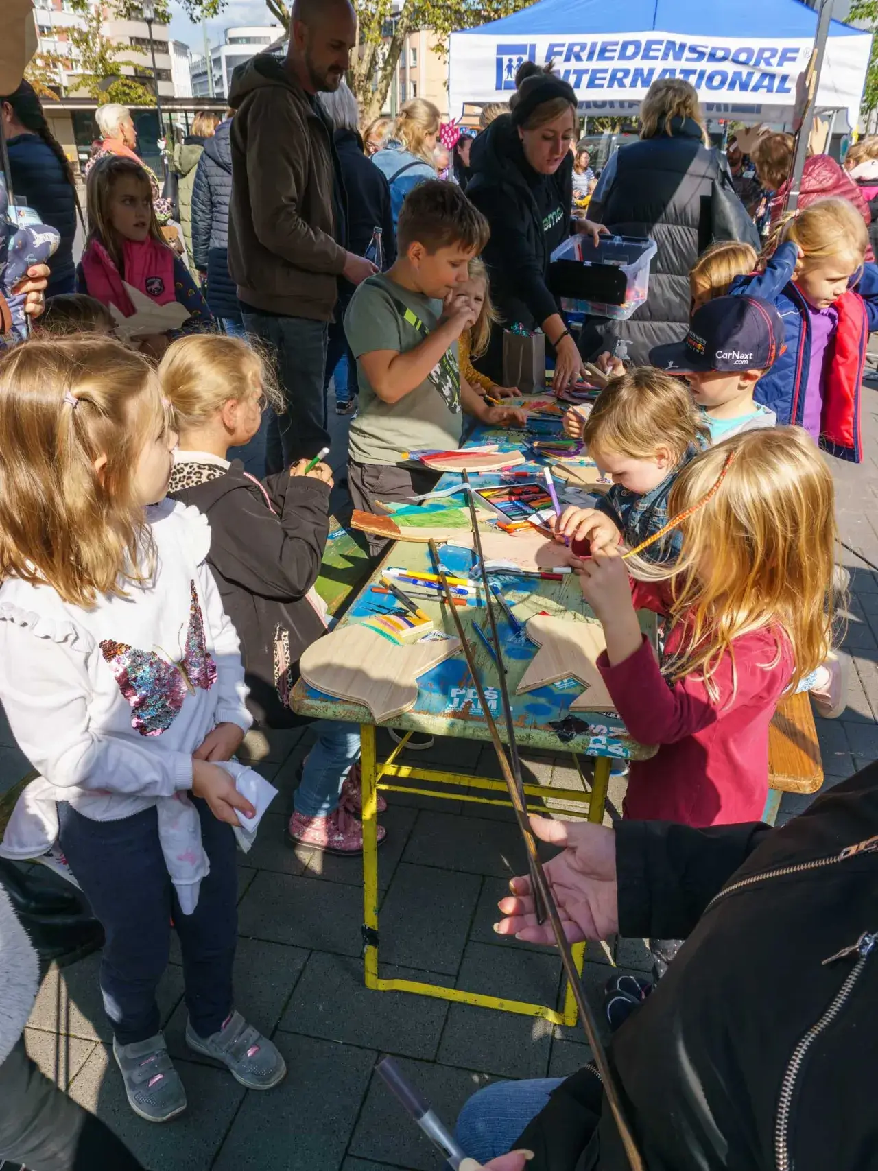 Tolerantes Dinslaken - Projekte 2022 - Friedenstauben - Friedenszeichen … in unserer Stadt! - Abschlussveranstaltung des Projekts - Bild 5 von 8